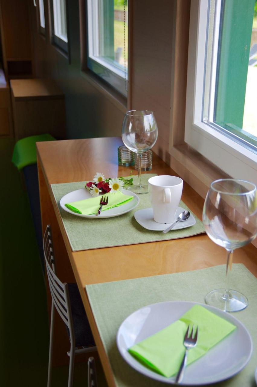 Urlaubsbahnhof-Schlafwagen Villa Lauterbach  Buitenkant foto
